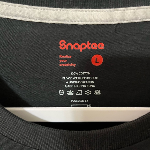 Designed Miami Dolphins Dan Marino graphic Tee. - Picture 3 of 3